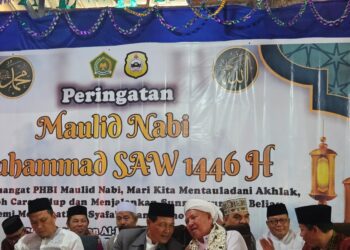 Kunjungan calon Bupati muara Enim H EDISON SH MH ke pesantren KY Gerentam Bumi di daerah Semende bagian laut