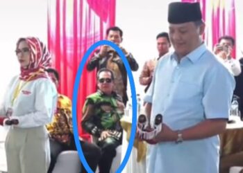 Ada Tamu Tak Di Undang KPU Dalam Acara Penetapan Nomor Urut Paslon Cabup Cawabup Pesawaran,Tertangkap Kamera Dipertanyakan Publik.