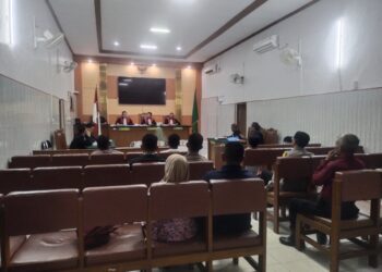 Sidang perdana batu emas hitam bintang Ara sudah  berlangsung 3 kali mengungkapkan nama nama yang membuat mengejutkan di persidangan 