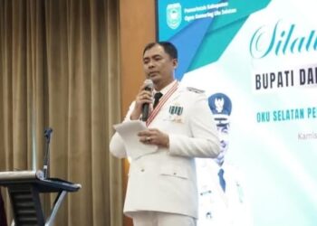 Bupati Dan wakil Bupati Oku Selatan Resmi Dilantik Oleh Presiden Prabowo Sugianto di istana Negara Jakarta Kamis tanggal 20 Februari 2025