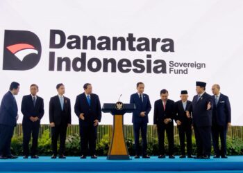 Presiden Prabowo Subianto resmi meluncurkan Badan Pengelola Investasi Daya Anagata Nusantara (Danantara) di Halaman Istana Kepresidenan Jakarta, pada Senin, 24 Februari 2025. 