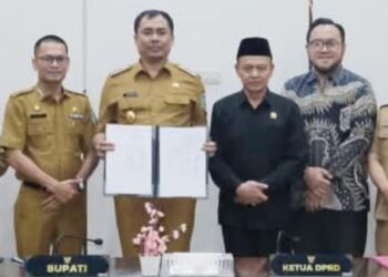 BUPATI OKU SELATAN HARAPKAN PERANGKAT DAERAH UNTUK PERHATIKAN TUJUAN DAN ARAH KEBIJAKAN PEMBANGUNAN 5 TAHUN KEDEPAN UNTUK MENCAPAI SASARAN PEMBANGUNAN DAERAH