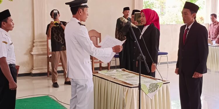 Pelantikan Perangkat Desa Ketanggung dan Pelepasan Purna Tugas, Momentum Regenerasi dan Semangat Baru