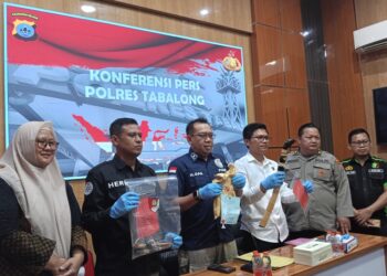 Konfrensi pers Polres Tabalong Tegaskan RS (23) Tewas Akibat Senjata Tajam