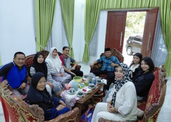 Hangatnya Silaturahmi Keluarga Besar Mirza S.E, Pererat Kebersamaan di Tanggamus