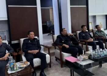 BUPATI OKU SELATAN DIALOG INTERAKTIF BERSAMA MASYARAKAT MELALUI PROGRAM “KEPALA DAERAH MENYAPA” RRI