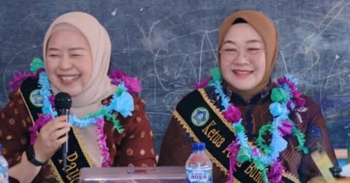 Bunda PAUD OKU Selatan Berikan Pembinaan Program PAUD di Pulau Beringin