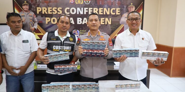 *Polda Banten Ungkap Peredaran Rokok Tanpa Pita Cukai, Amankan 89 Bal Rokok Ilegal*