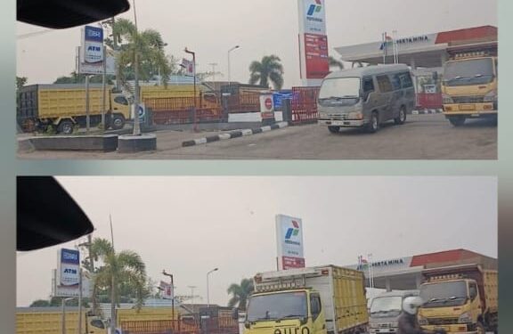 MIRIS!!! JALAN KECIL BBM LANCAR WARGA GUDANG HIRANG MENJERIT “TIDAK BOLEH ISI BBM SOLAR DI SPBU 64.706.14, SOLAR KHUSUS UNTUK PELANGSIRAN HARGA Rp13.000”